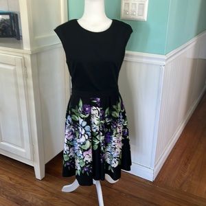 Elegant Vince Camuto a-line dress!